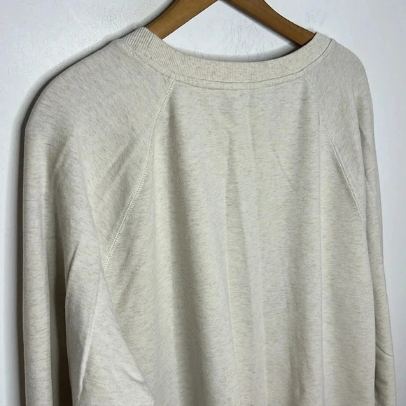 WILDFOX Leopard Lips Kiss Graphic Crewneck Long Sleeve Cream Cozy Sweater - Picture 5 of 10